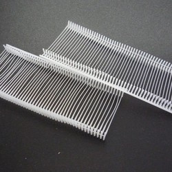 Hộp Dây Nhựa Gắn Mác Quần Áo - BX1669