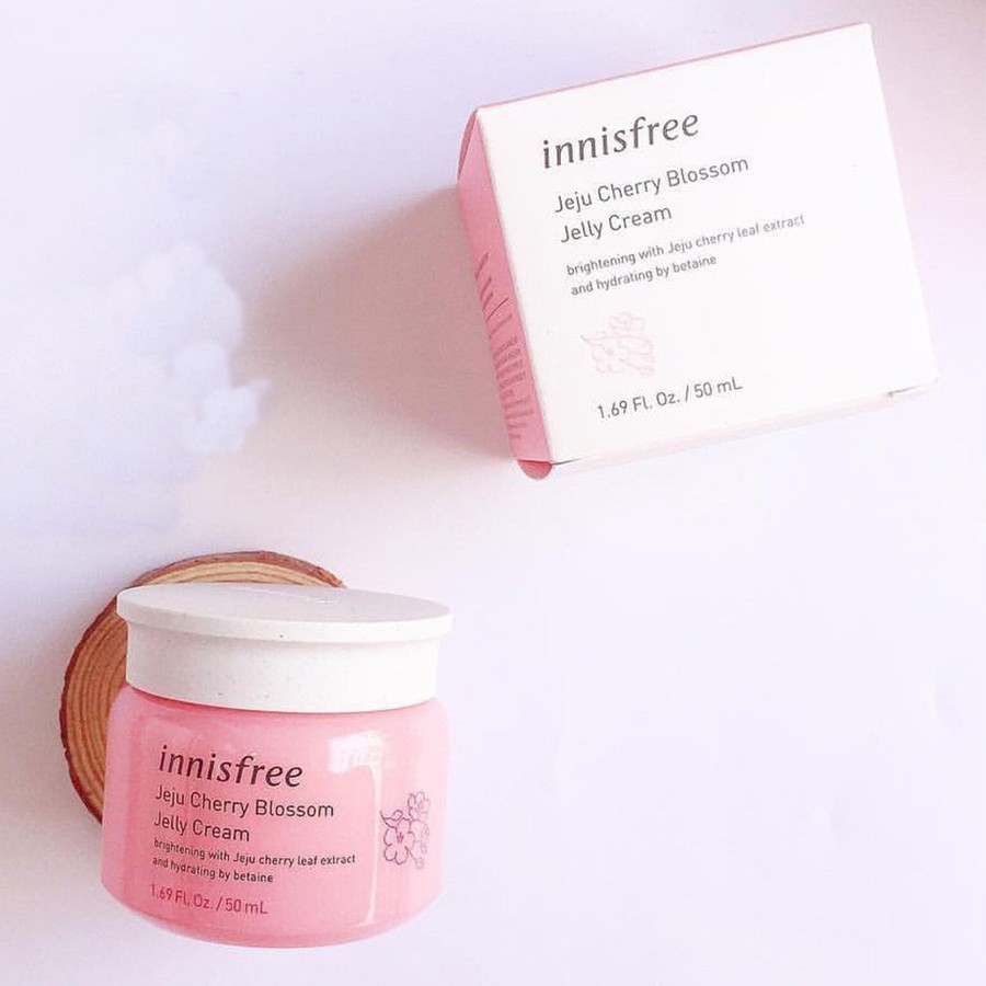 Kem Dưỡng Trắng Da Nâng Tone Innisfree Jeju Cherry Blossom Tone Up Cream