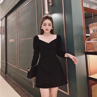 Váy chữ A cổ vuông nhọn