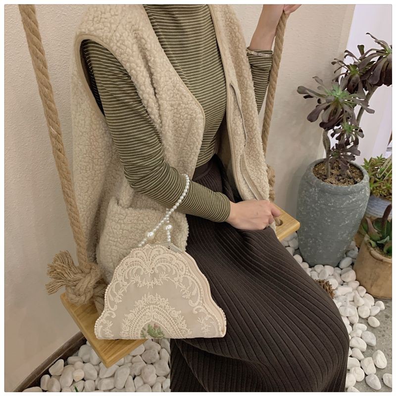 Túi xách tay đeo chéo phối ren vintage Quảng Châu
