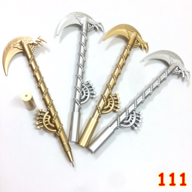 Bút nước hình lưỡi hái