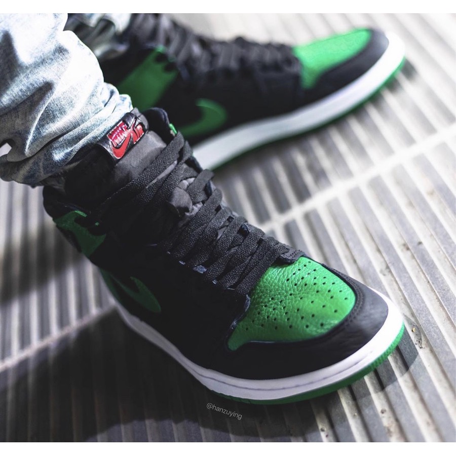 Giày Air Jordan 1 Chính Hãng FREESHIPNike Air Jordan 1 Retro High Pine Green Black - Giày Nike JD1 Auth  [555088030]