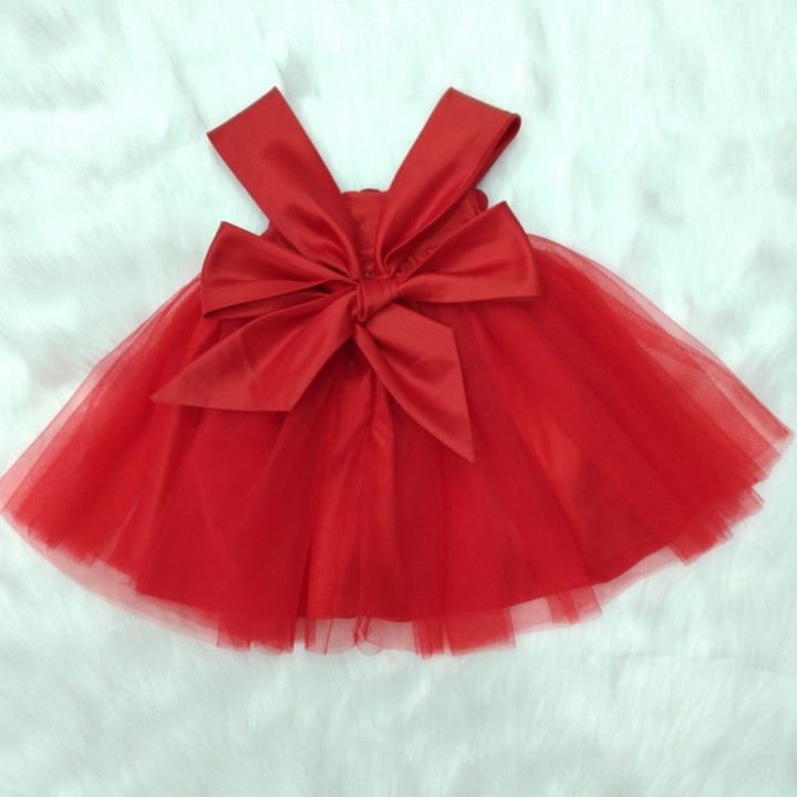 Đầm công chúa bé gái