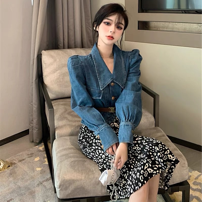 Set áo sơmi jeans croptop tay phồng+ chân váy hoa đen dài kèm feedback thật