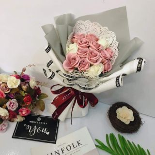 Giấy ren bó hoa mới