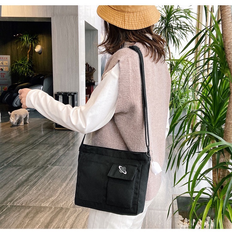 Túi Đeo Chéo Vai Bằng Vải Thời Trang Đơn Giản Dễ Thương Cho Nữ