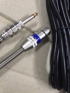 Dây mic thu âm chân 6.5mm.
