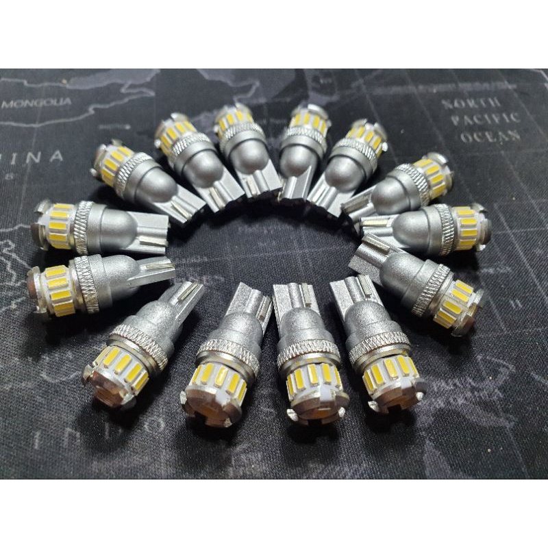 2 bóng LED T10 CANBUS lắp đèn nội thất, đèn soi biển số ô tô ,xe máy