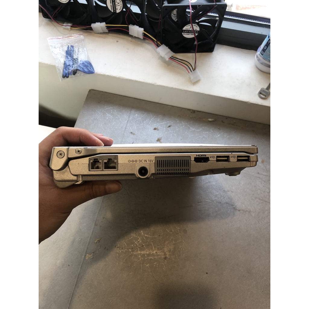 Laptop cũ panasonic cf-S9,core i5 M520 ,8GB Ram,320GB HDD