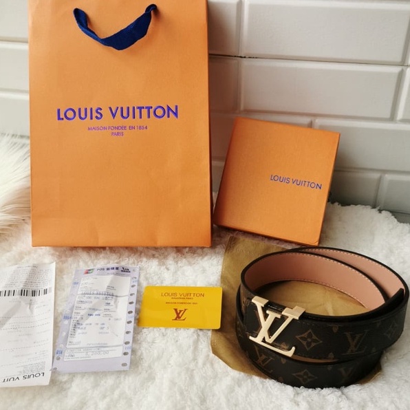 Thắt lưng Louis Vuitton nhập khẩu sang trọng kèm hộp đựng cho nam