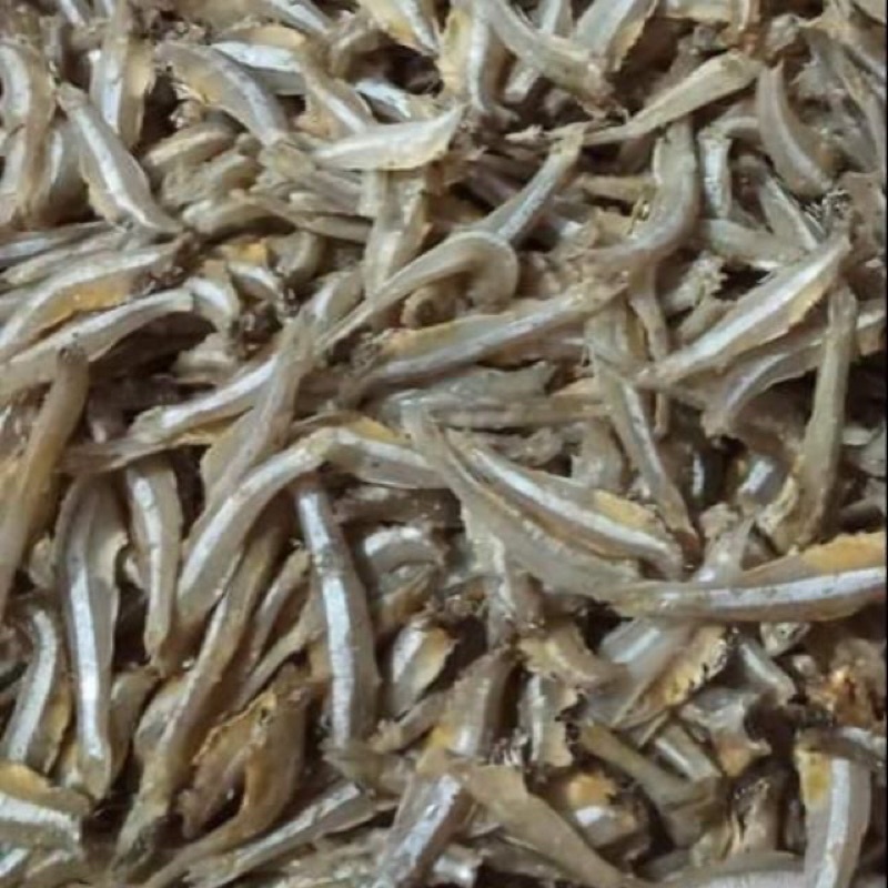2kg cơm trắng ngon, cá con to vị vừa ăn