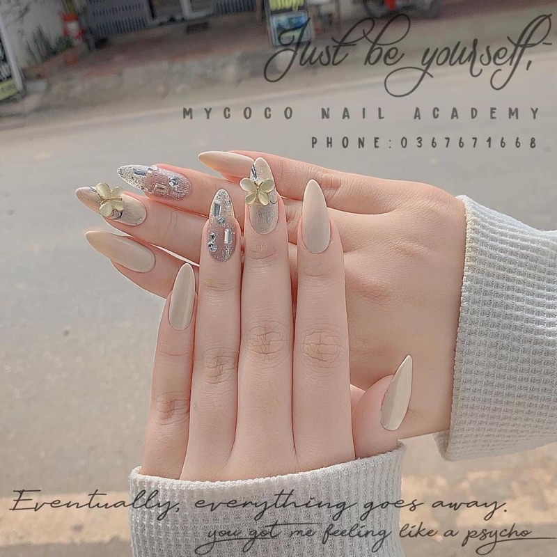 nailbox thiết kế , móng giả