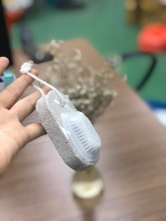 Đá chà gót chân kèm bàn cọ móng Nhật Bản