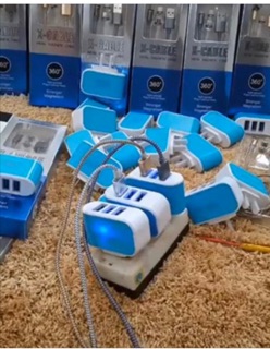 Combo 10 củ sạc 3 chân ( sỉ 14k)