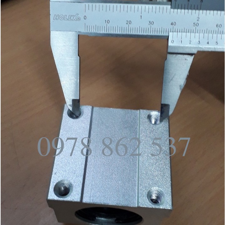 Con trượt tròn kín SCS20UU