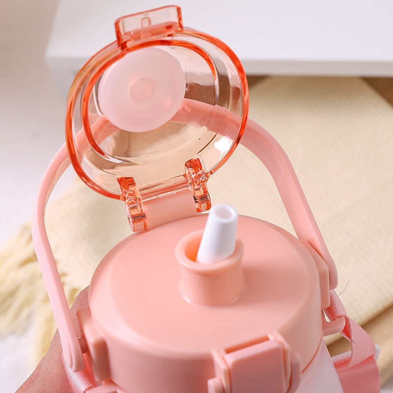 Bình đựng nước 1.3L màu nhám có dây đeo tặng kèm ống và sticker trang trí (BNN13)
