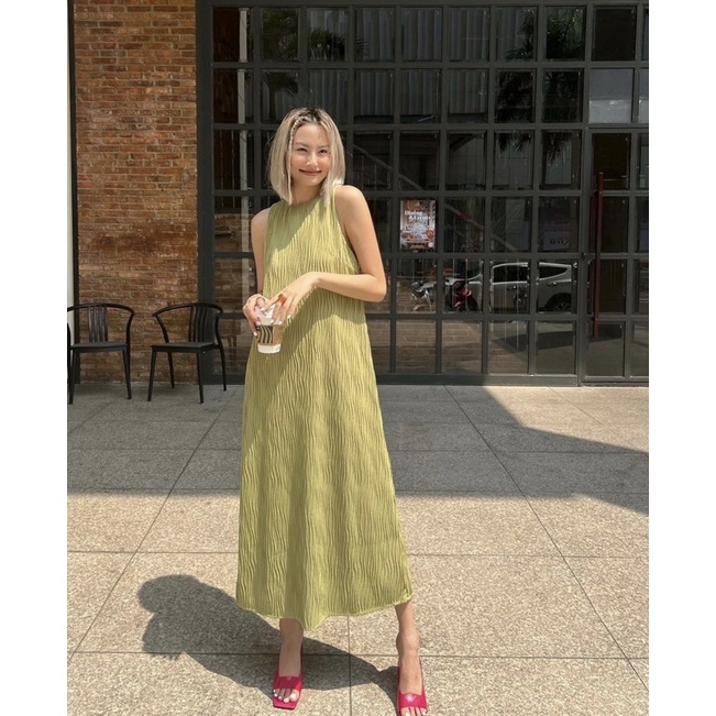 Váy  sát nách tăm sóng hàn quốc dáng dài