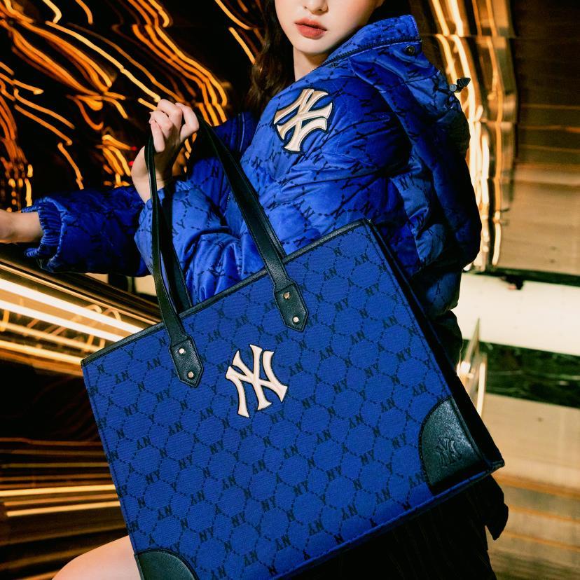 Túi Xách MLB Monogram Diamond Jacquard Shopper Bag New York Yankees 3AORL021N-50GRS Xám - Ib trước khi đặt hàng