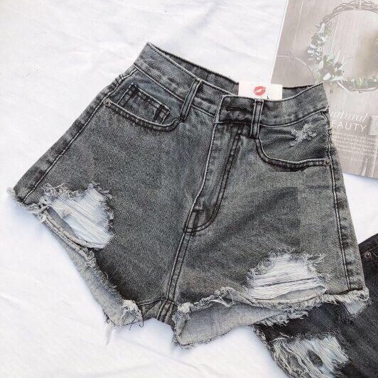 QUẦN SHORT JEAN NỮ XÁM VỪA,RÁCH HAI BÊN TUA LAI. 3/3