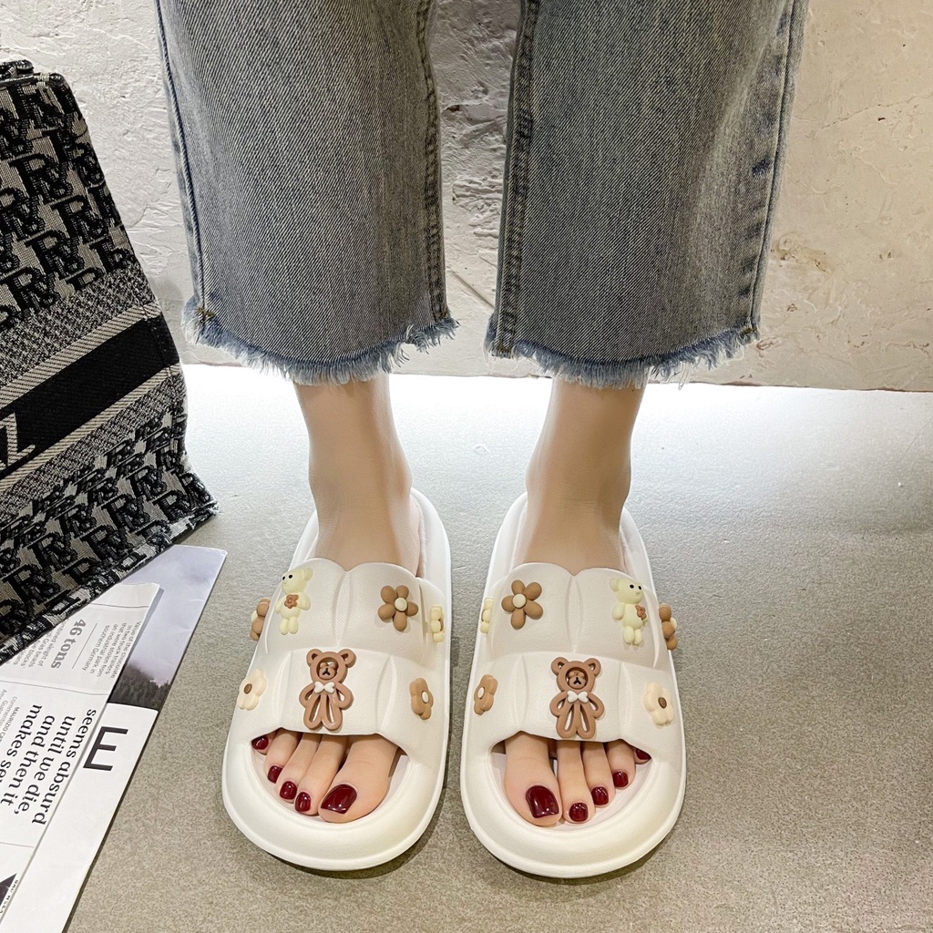 Dép lê nữ quai ngang ✨Cao Cấp✨, Mẫu dép đúc quai ngang tặng kèm stiker đính sẵn MSP:2607POOD