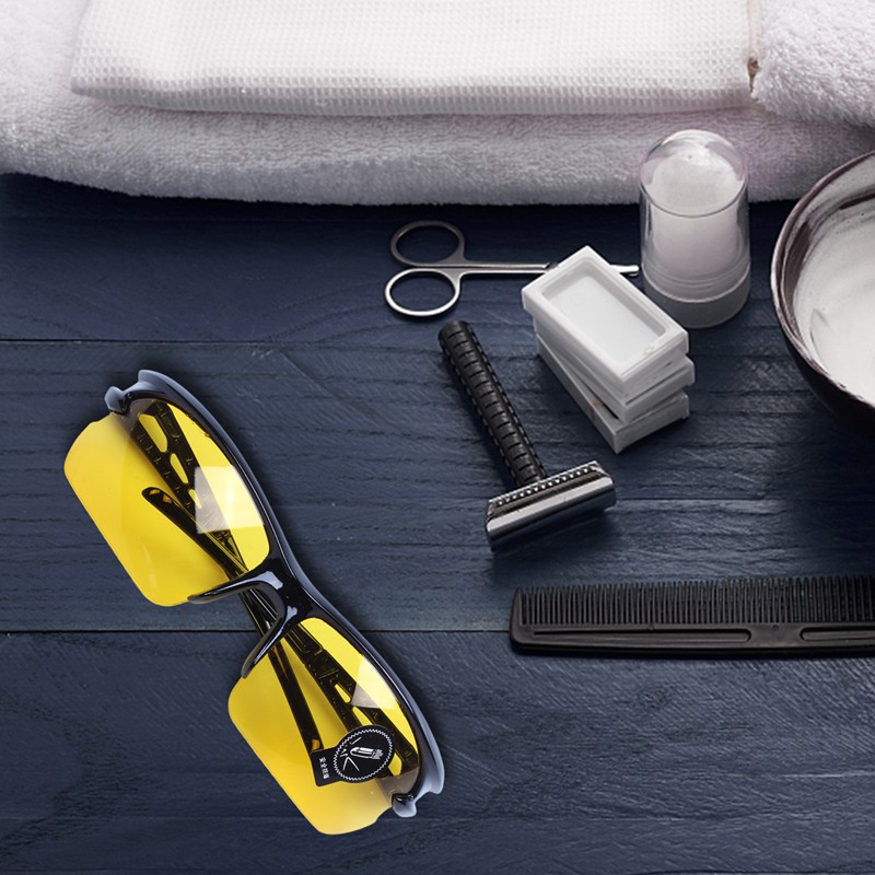 Kính râm gọng đen tròng vàng tấm nhìn ban đêm tiện dụng khi đi xe đạp ngoài trời