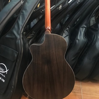Đàn Guitar giá rẻ. guitar Acoustic mã ET3 950k (kèm theo phụ kiện lục chỉnh cần + Pick gảy + móc chìa khoá của isaac