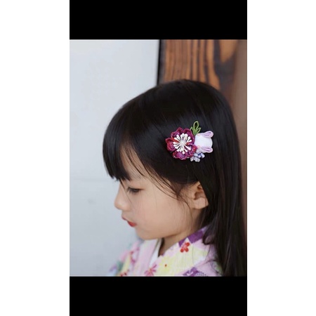 Kẹp tóc hoa thỏ ngọc - kanzashi flower