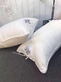 Gối 1 đôi