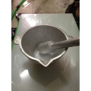 Bộ chày cối gang không han gỉ