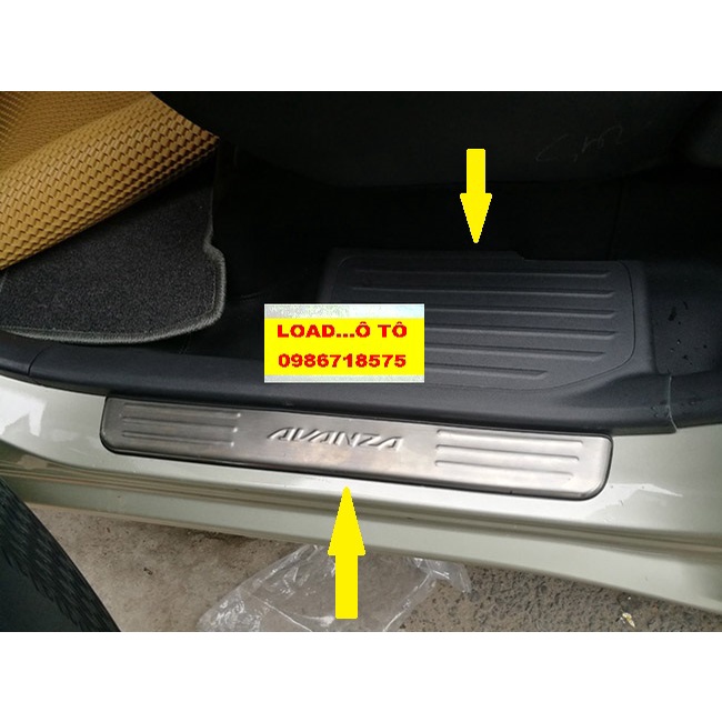 Ốp Nẹp Bước Chân Toyota Avanza 2022-2020 Mẫu Inox Cao Cấp