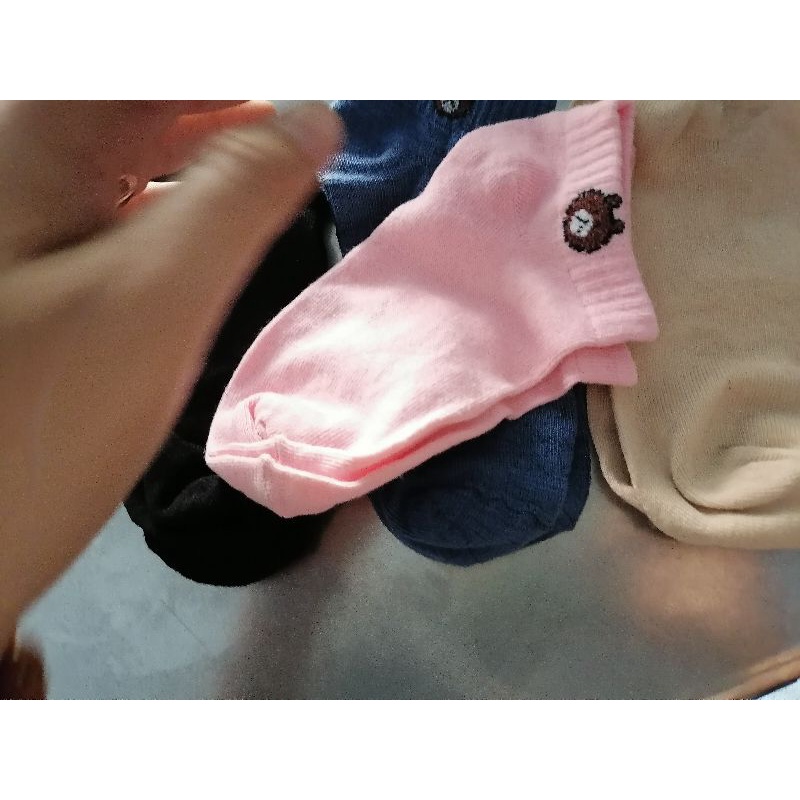 1 đôi tất gấu đáng yêu cho bé