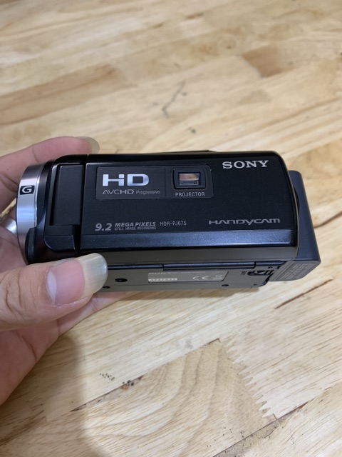Máy quay Sony HDR- PJ675 HD zoom 60X tên khác PJ670