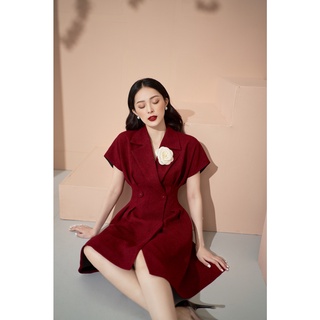 LAVIEM - Đầm đỏ cổ vest Della