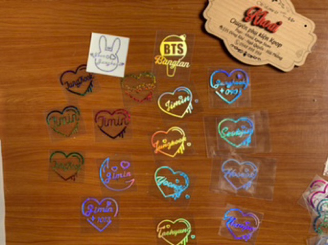 Sticker hologram trái tim BTS V JUNGKOOK JIMIN SUGA JIN RM J-Hope (ảnh dính)