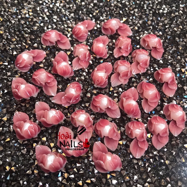 Hoa bột ôm trai gắn góc móng( 1b) - Phụ kiện Nail