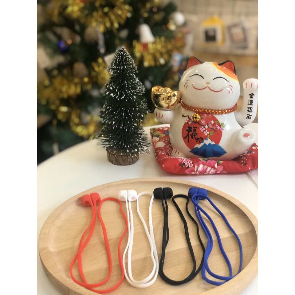 Combo Bọc tai nghe AirPods và dây chống rơi | BigBuy360 - bigbuy360.vn