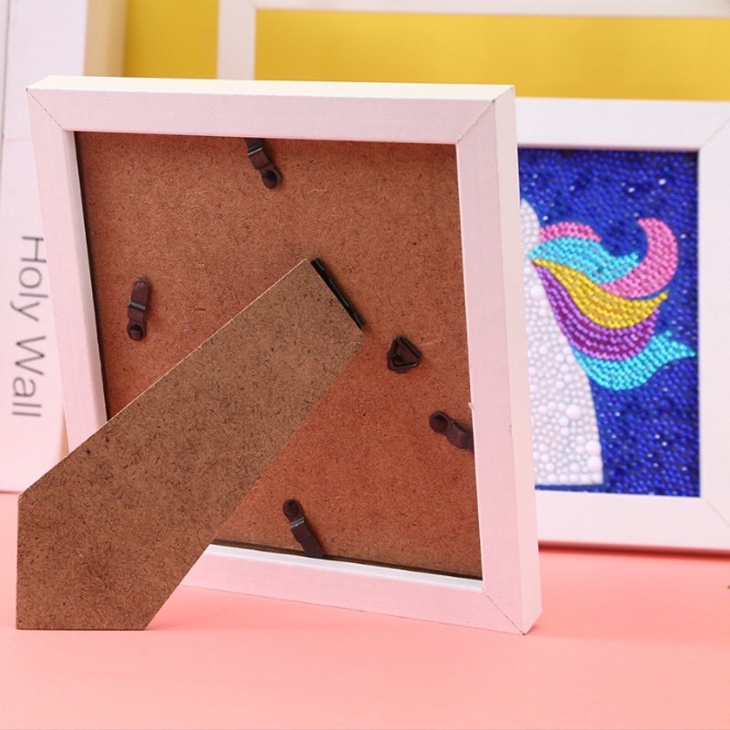 Tranh đính đá cho bé có khung, tranhđính handmade đồ chơi đính đá tặng kèm khung Hình công chúa ,người nhện