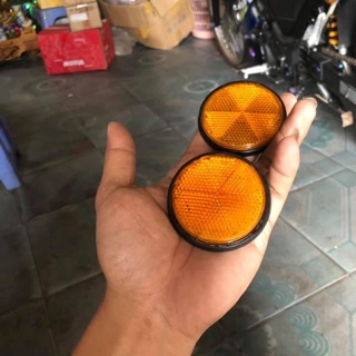 Mắt mèo phản quang thần kỳ trước và sau.