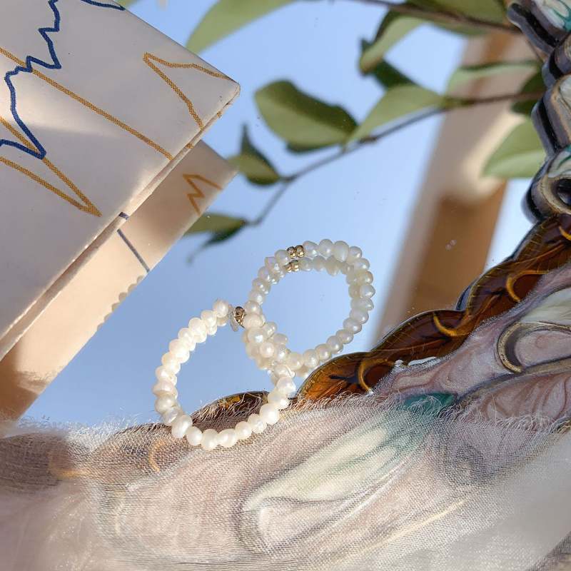 Nhẫn ngọc trai đơn giản sành điệu cho nữ