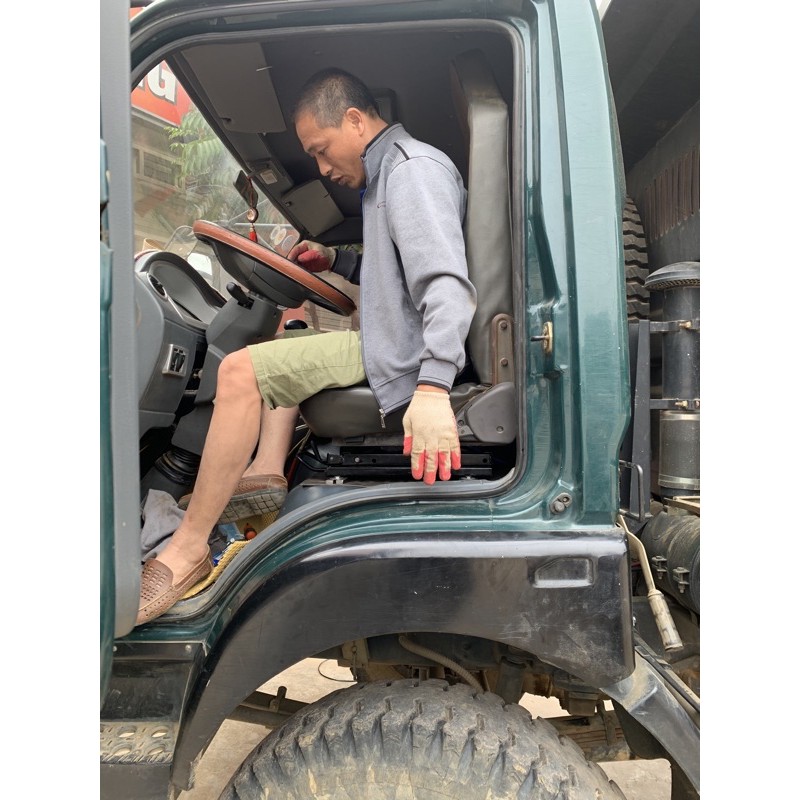 Đế ghế hơi xe tải — hàng chính hãng  lắp xe tải nhỏ 5t-7t