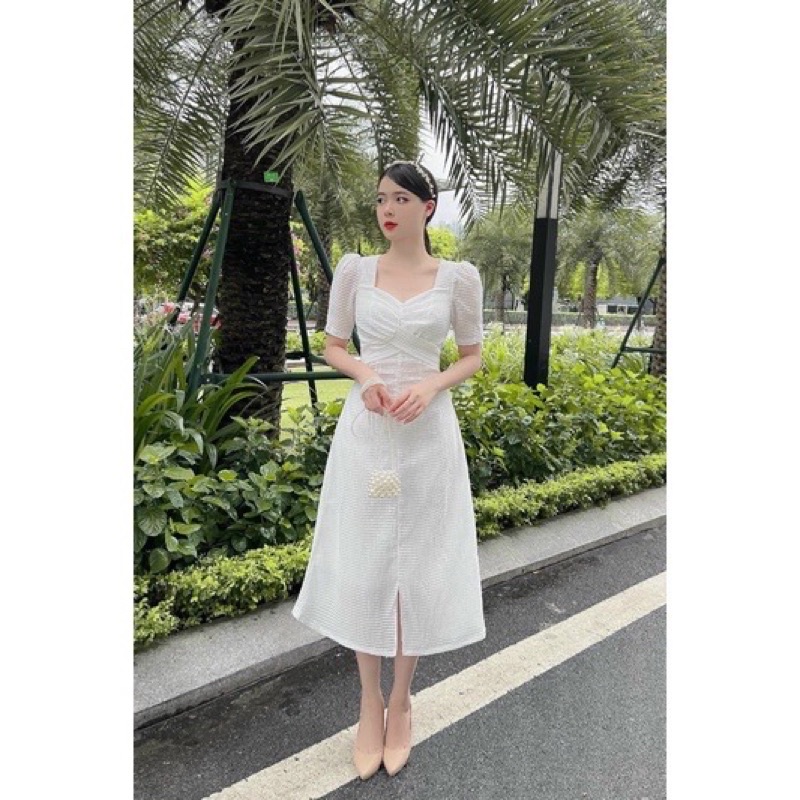 Đầm midi xoè chéo eo caro
