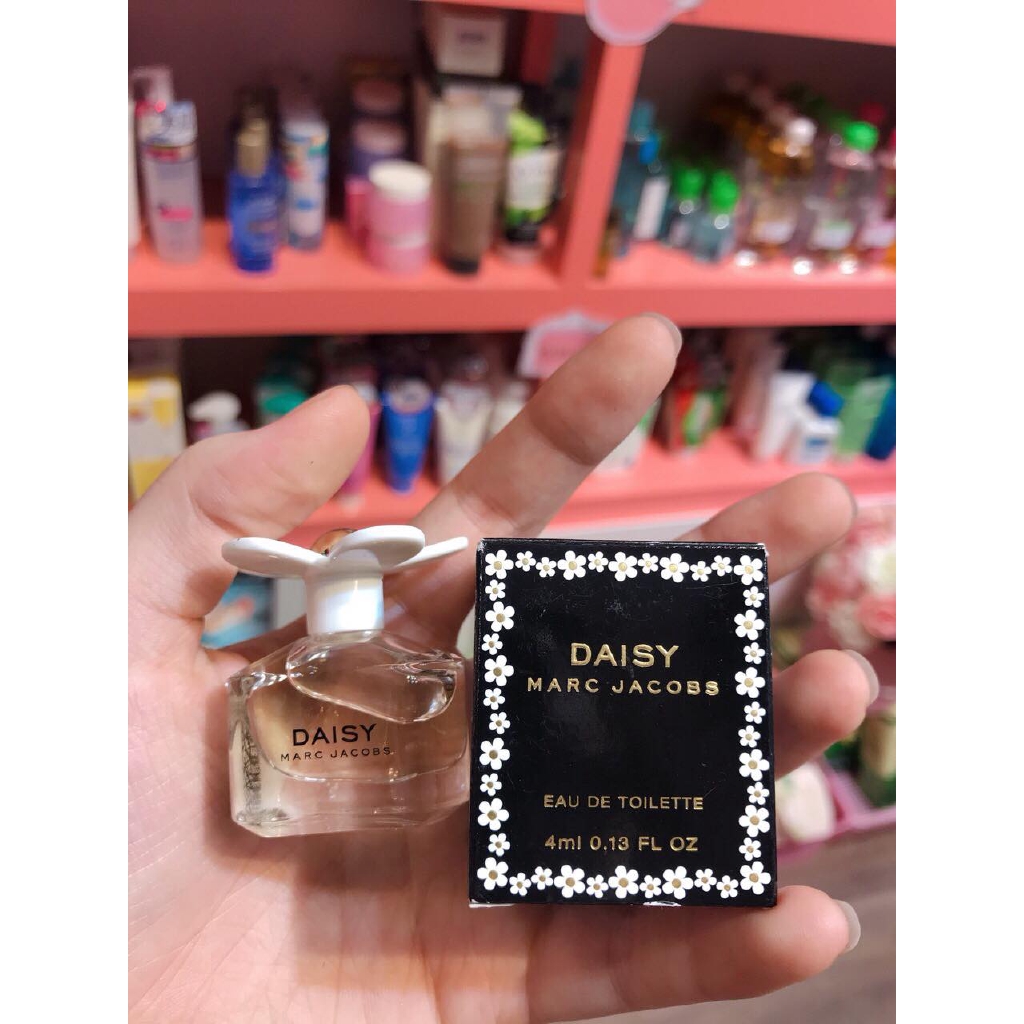 NƯỚC HOA MINI DAISY MARC JACOBS EDT 4ML
