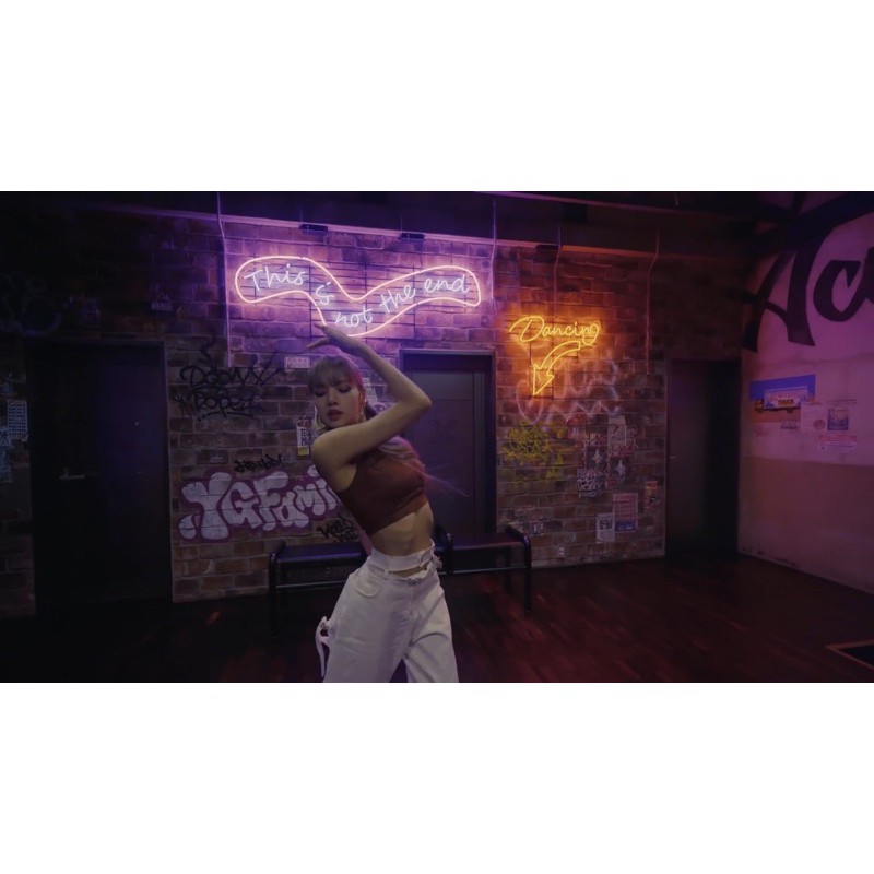 Quần jeans LISA BLACKPINK ORDER QC