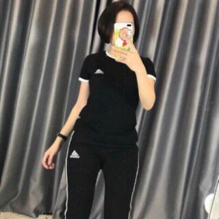 Bộ thể thao nữ Adidas