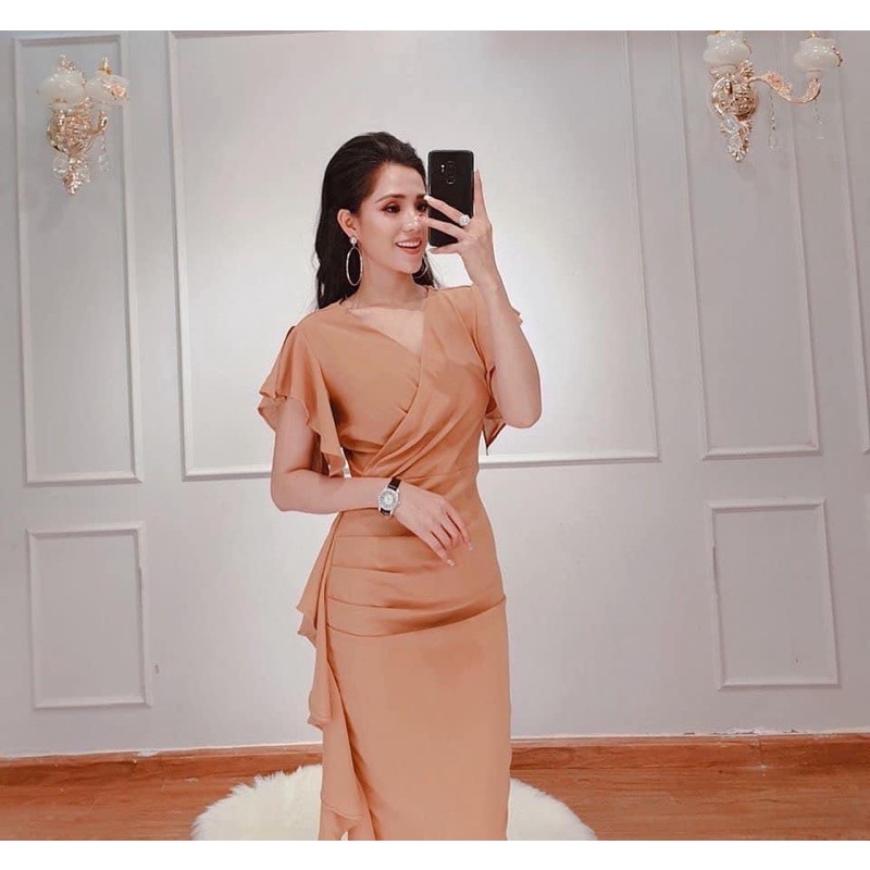 Đầm dáng ôm body tay rũ bèo màu nâu tây
