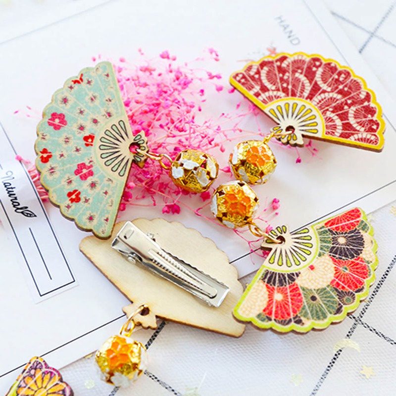 Kẹp tóc hình quạt phối chuông và họa tiết hoa phong cách kimono yukata Nhật Bản thời trang cho nữ