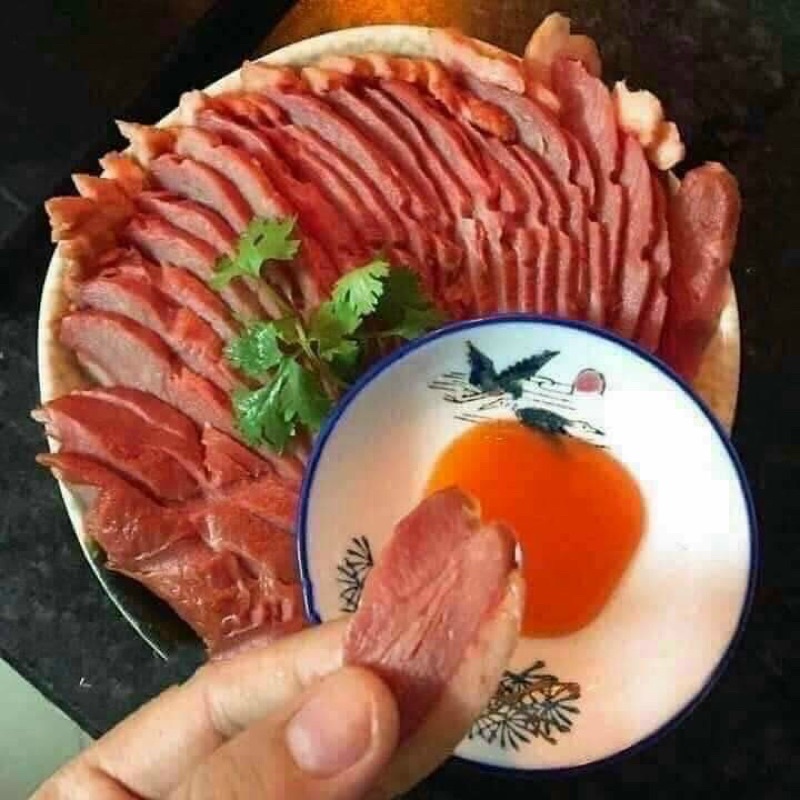 Lườn ngỗng hun khói. 1 miếng