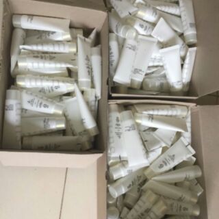 Sửa rửa mặt Su:m37 dưỡng trắng da
