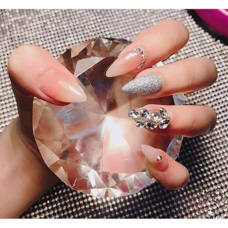 Kim cương chụp ảnh - đá pha lê chụp ảnh nail