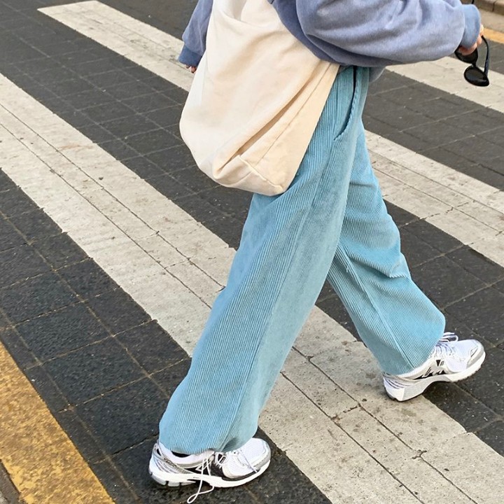 Quần Dài Nhung Tăm Unisex Nam Nữ Eo Chun Mặc Được Hai Kiều Bo Gấu Và Xuông Ống RÔ STORE QD28